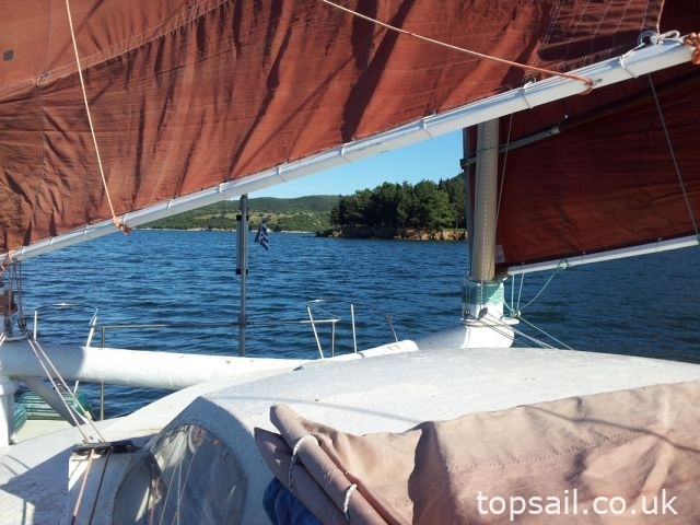 1966 Iroquois 30 Mk I Catamaran