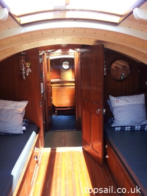 1935 Powles 28 River Cruiser