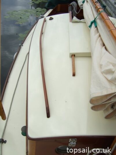 1996 Farrington 25 River Cruiser
