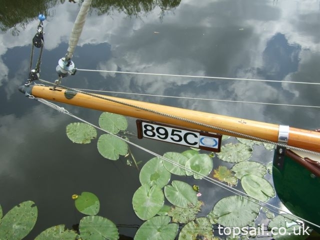 1996 Farrington 25 River Cruiser