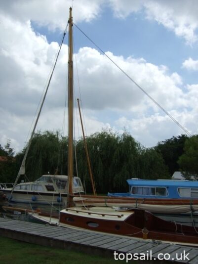 1996 Farrington 25 River Cruiser
