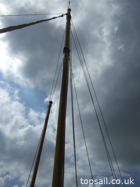 1996 Farrington 25 River Cruiser