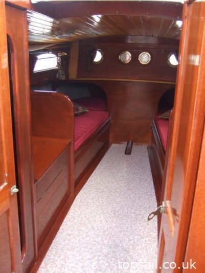 1996 Farrington 25 River Cruiser