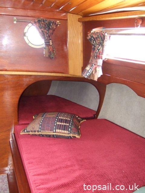 1996 Farrington 25 River Cruiser