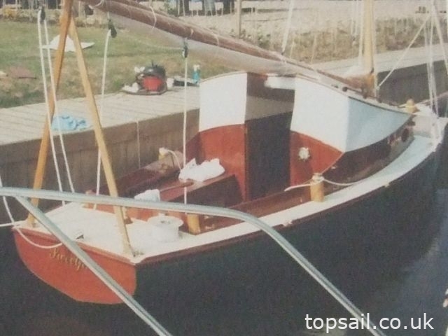1996 Farrington 25 River Cruiser