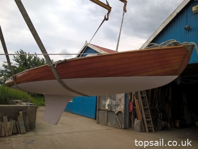 1947 Oulton Broad Restricted Class Rater & Trailer
