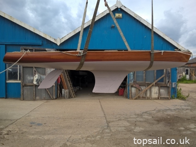 1947 Oulton Broad Restricted Class Rater & Trailer