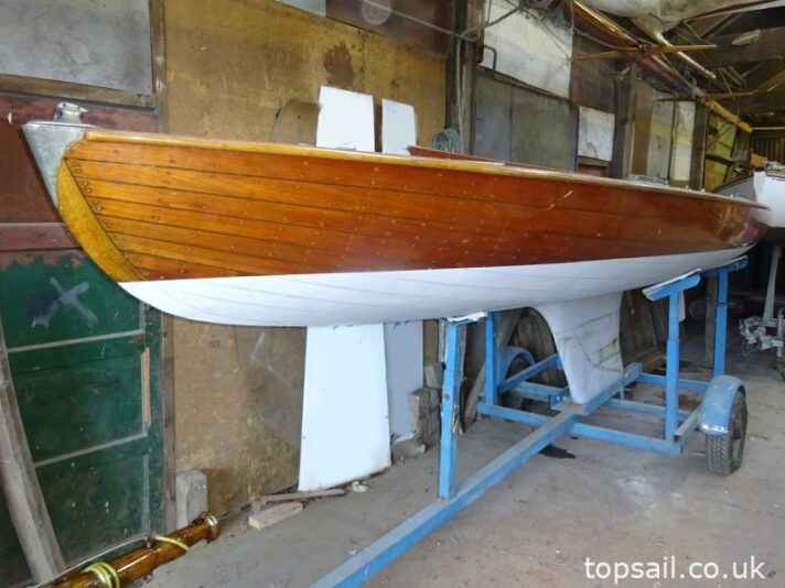1947 Oulton Broad Restricted Class Rater & Trailer