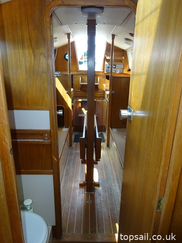 1985 Vancouver 274 Cutter
