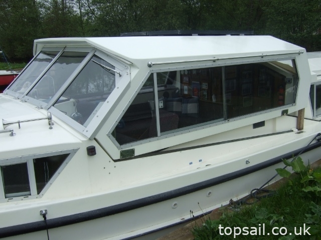 1984 Connoisseur 42 Motor Cruiser (Ideal Liveaboard!)