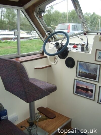 1984 Connoisseur 42 Motor Cruiser (Ideal Liveaboard!)