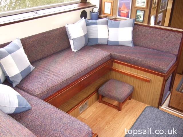 1984 Connoisseur 42 Motor Cruiser (Ideal Liveaboard!)