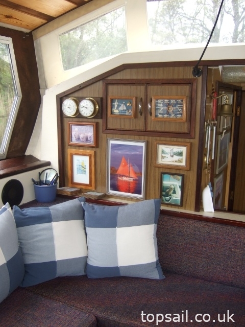 1984 Connoisseur 42 Motor Cruiser (Ideal Liveaboard!)