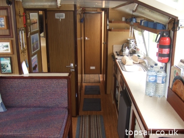1984 Connoisseur 42 Motor Cruiser (Ideal Liveaboard!)