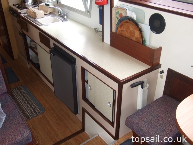 1984 Connoisseur 42 Motor Cruiser (Ideal Liveaboard!)