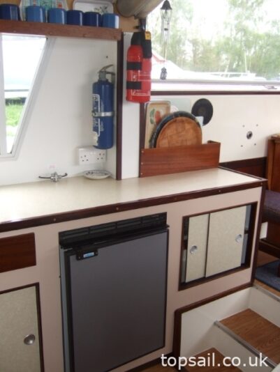 1984 Connoisseur 42 Motor Cruiser (Ideal Liveaboard!)
