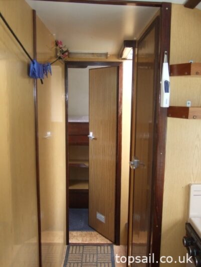 1984 Connoisseur 42 Motor Cruiser (Ideal Liveaboard!)