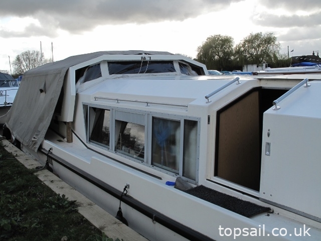 1984 Connoisseur 42 Motor Cruiser (Ideal Liveaboard!)