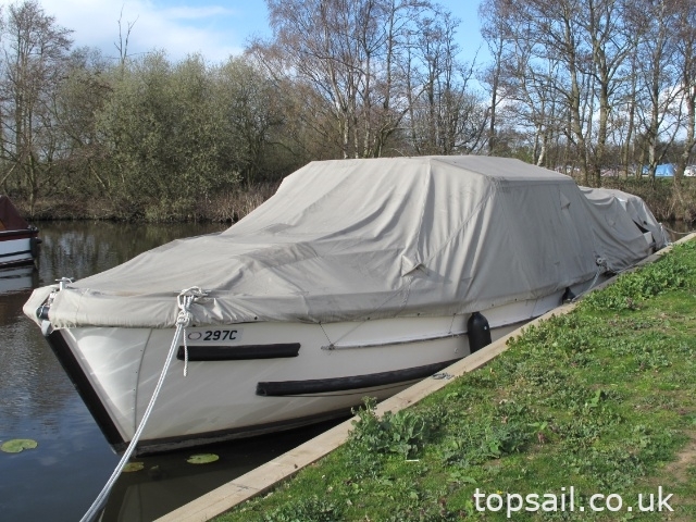 1984 Connoisseur 42 Motor Cruiser (Ideal Liveaboard!)