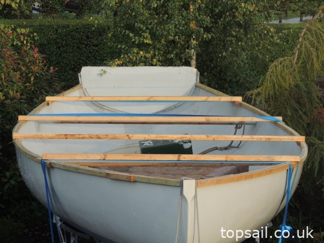 Farrington 30 GRP Hull & Trailer