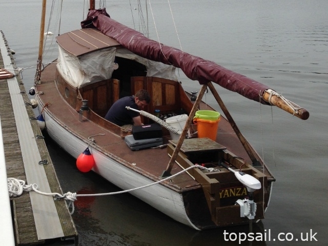 1890 River Cruiser Class Yacht