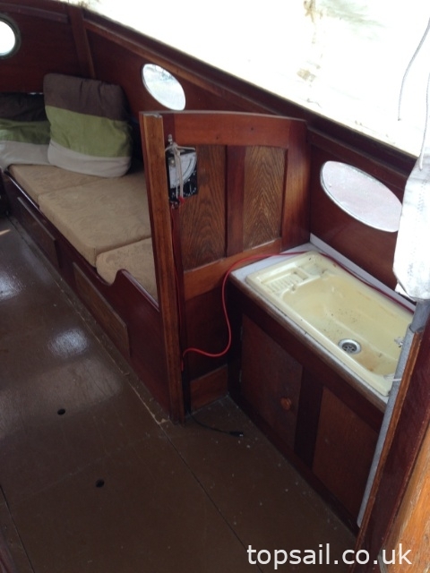 1890 River Cruiser Class Yacht
