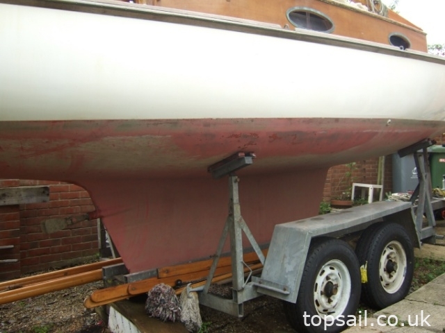 1988 Farrington 25 River Cruiser