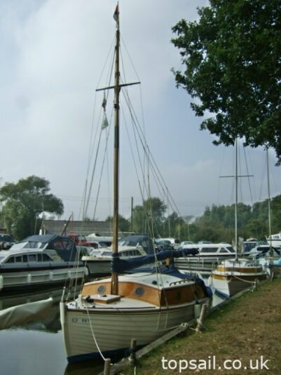 1959 Dauntless 23