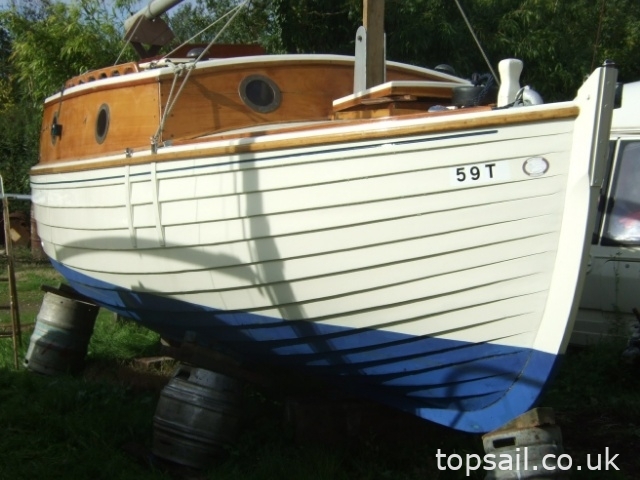 1959 Dauntless 23