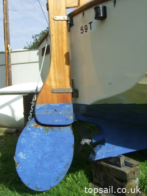 1959 Dauntless 23