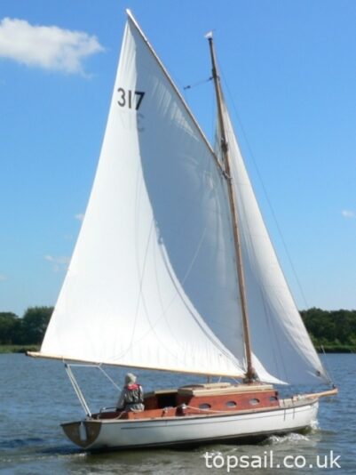 1993 Colin Facey 28 River Cruiser