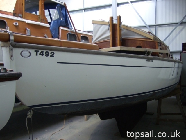 1993 Colin Facey 28 River Cruiser