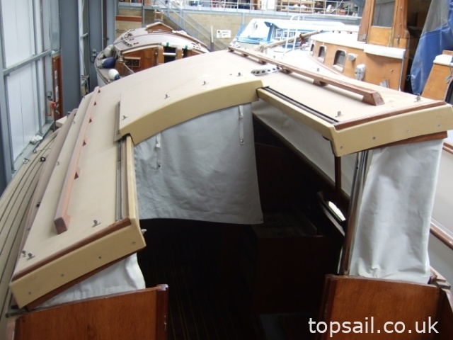 1993 Colin Facey 28 River Cruiser
