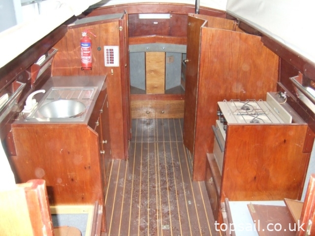 1993 Colin Facey 28 River Cruiser