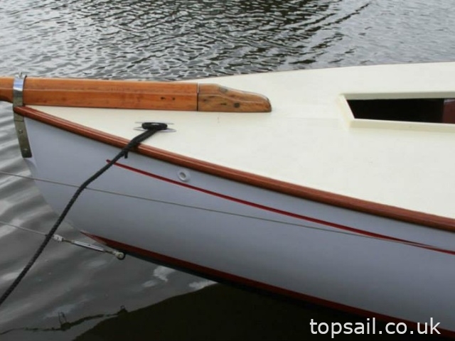 1982 Easticks 28 River Cruiser