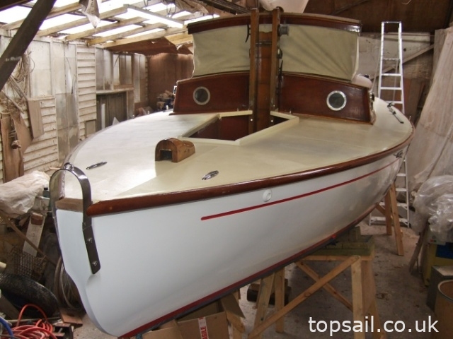 1982 Easticks 28 River Cruiser