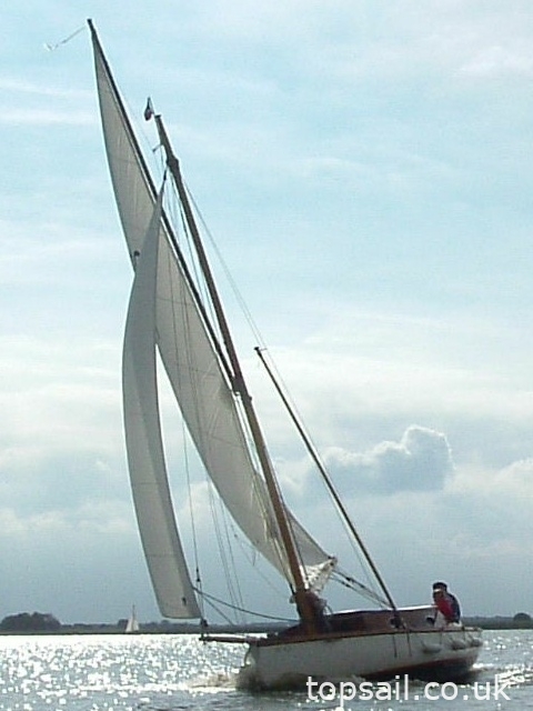 1980 Farrington 25 RCC & Trailer