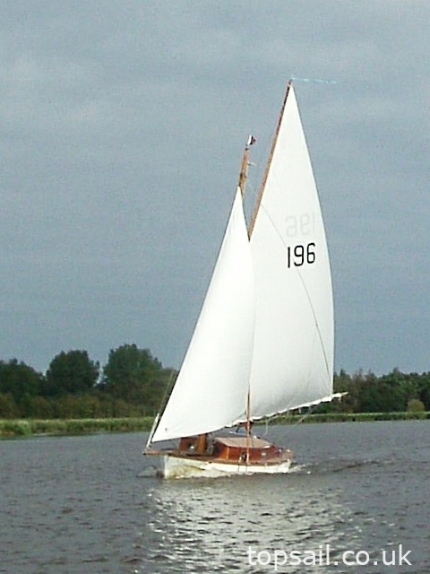 1980 Farrington 25 RCC & Trailer