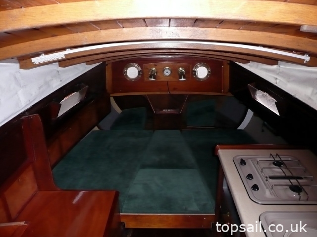 1980 Farrington 25 RCC & Trailer