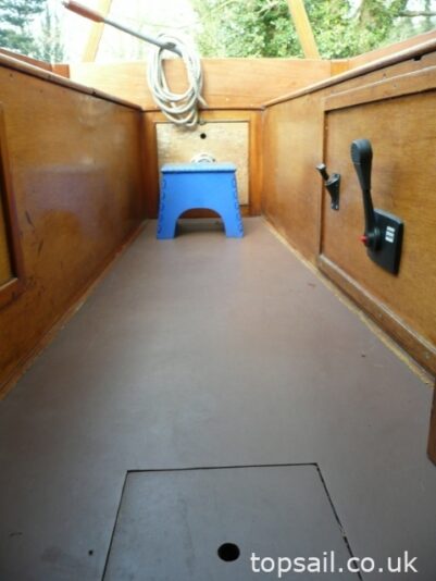 1980 Farrington 25 RCC & Trailer