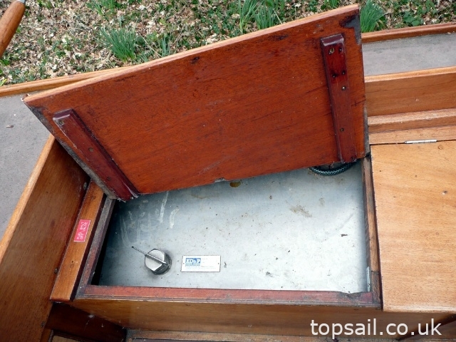 1980 Farrington 25 RCC & Trailer