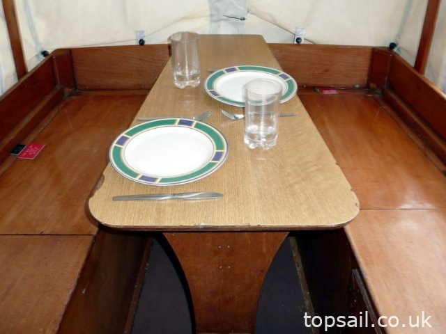 1980 Farrington 25 RCC & Trailer