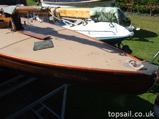 1904 Broads One Design (BOD, Brown Boat) & Trailer
