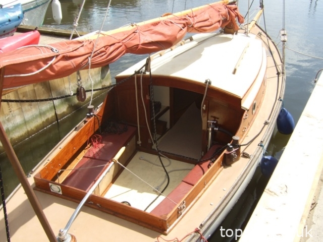 1981 Thurne Restricted Class Sailing Cruiser
