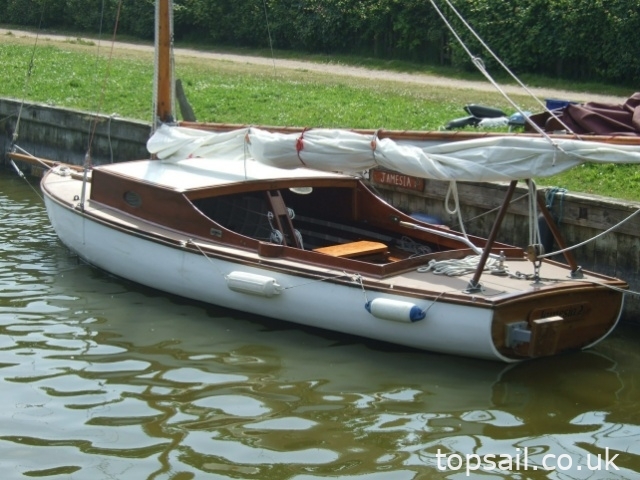 1954 Martham Boats Half Decker