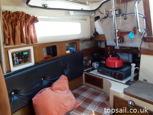 1982 Newbridge Navigator 19 Junk Rig
