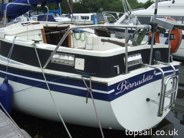1982 Newbridge Navigator 19 Junk Rig