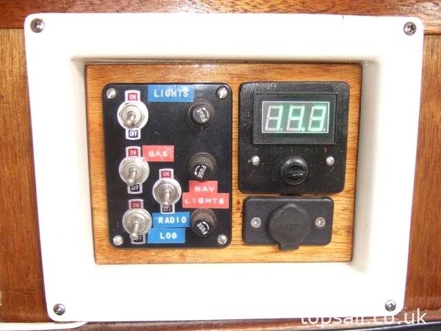 1982 Newbridge Navigator 19 Junk Rig