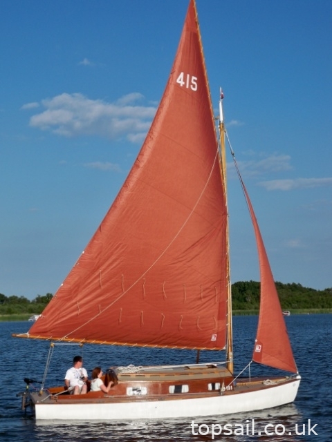 1939 Moore’s Reedling Class River Cruiser