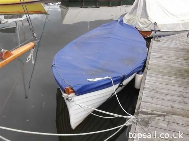 1993 Traditionally Styled GRP Broads Sailing Dinghy & Trailer